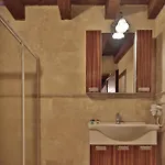 Shoestring Cave House Otel