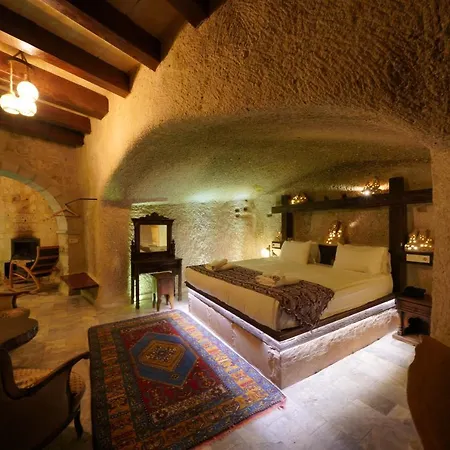 Hotel Shoestring Cave House 2*