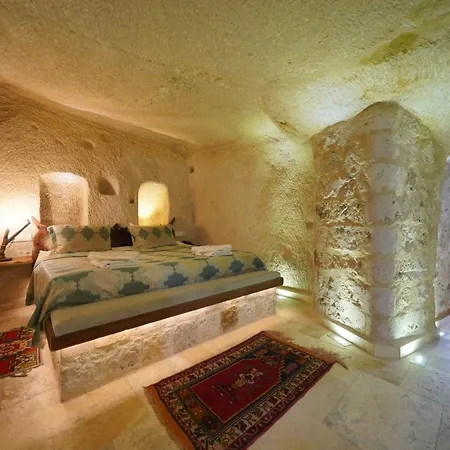 Shoestring Cave House Hotell 2*