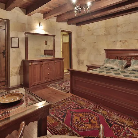 Shoestring Cave House Hotel Göreme