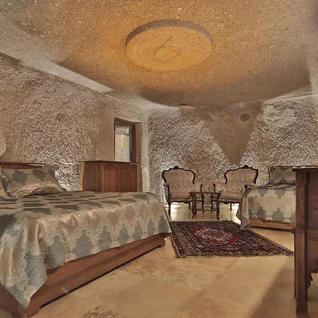 Hotel Shoestring Cave House 2*