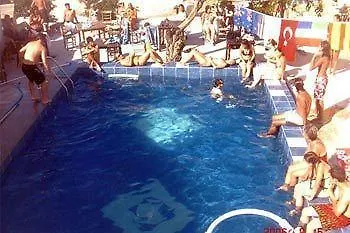 Ξενοδοχείο Shoestring Cave House